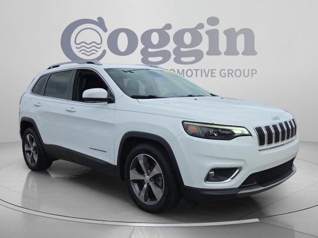 used 2020 Jeep Cherokee car, priced at $15,992