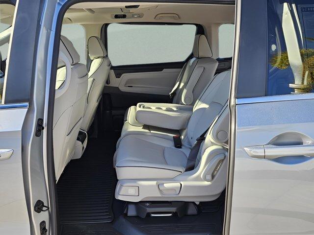 new 2026 Honda Odyssey car, priced at $46,144