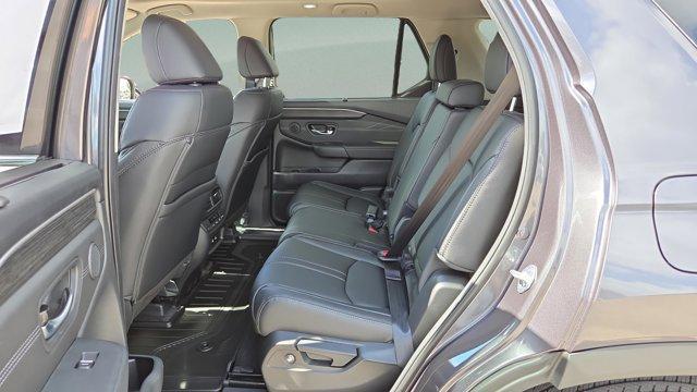 new 2026 Honda Pilot car, priced at $49,476