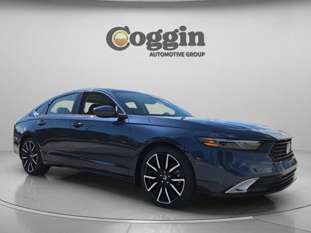 new 2026 Honda Accord Hybrid car