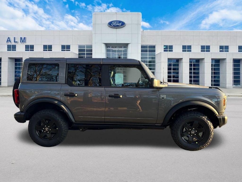 new 2025 Ford Bronco car, priced at $52,960