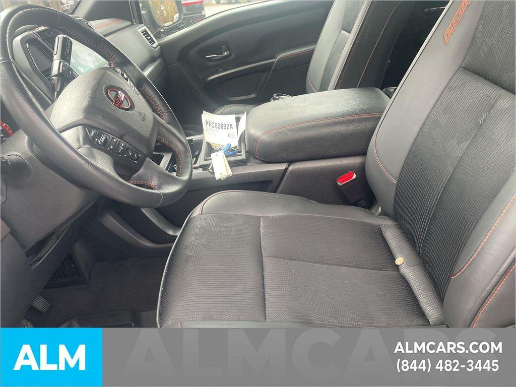 used 2024 Nissan Titan car, priced at $40,520