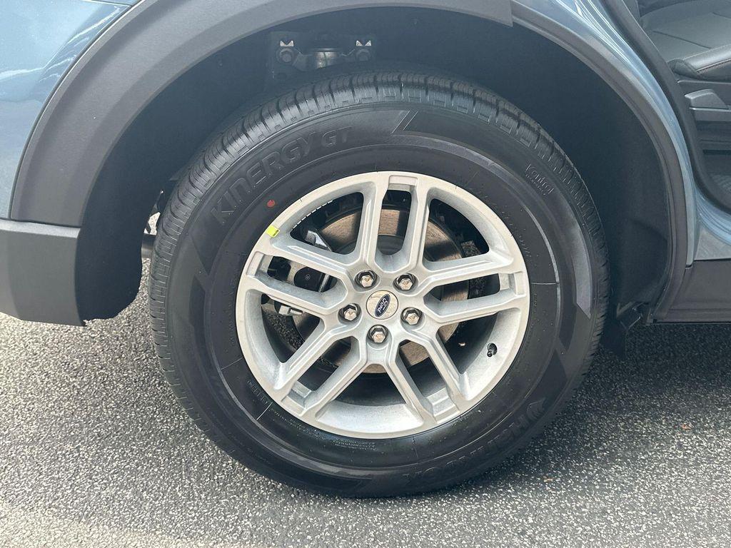 new 2026 Ford Explorer car, priced at $42,094