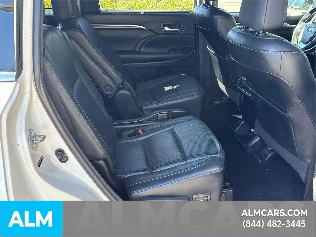 used 2014 Toyota Highlander car, priced at $15,520