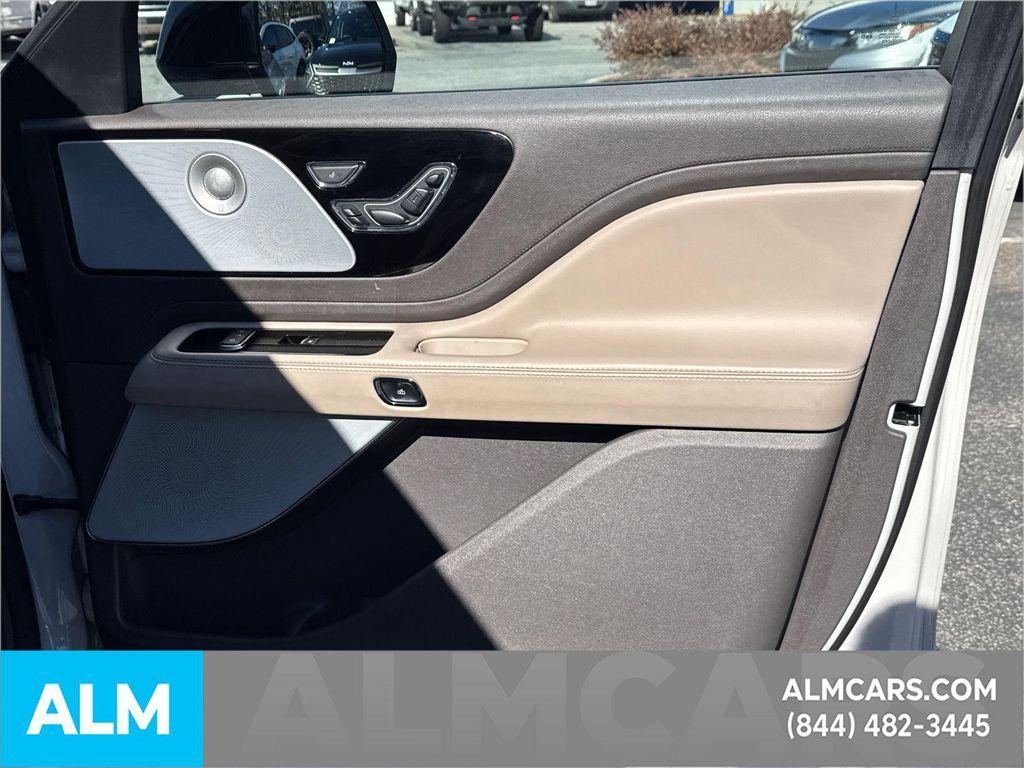 used 2021 Lincoln Aviator car, priced at $32,960