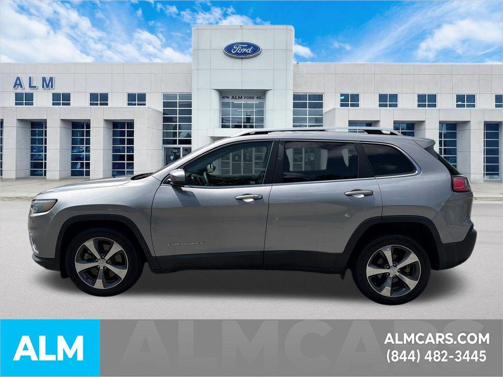 used 2019 Jeep Cherokee car, priced at $16,964