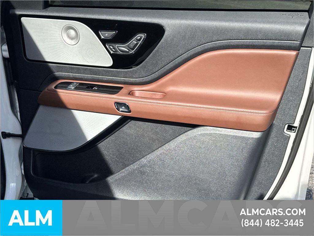 used 2025 Lincoln Aviator car, priced at $60,960