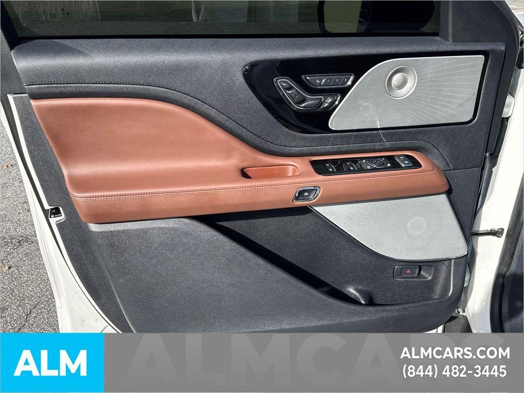 used 2025 Lincoln Aviator car, priced at $60,960