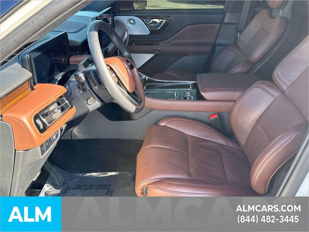 used 2025 Lincoln Aviator car, priced at $60,960