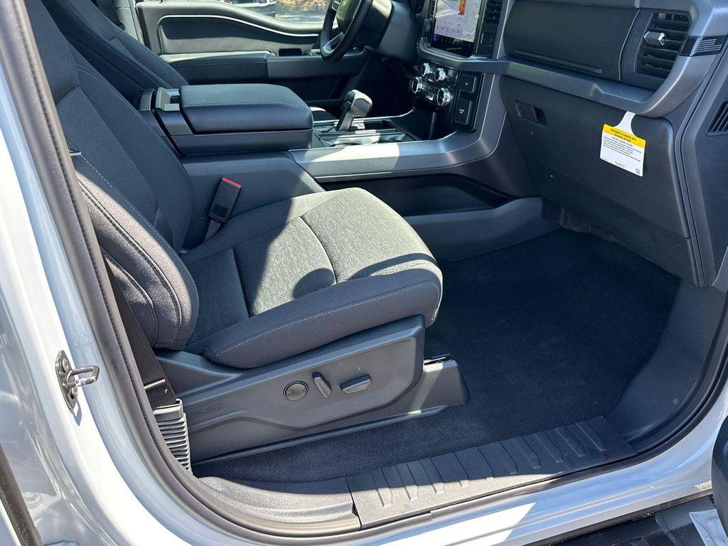 new 2025 Ford F-150 car, priced at $66,160