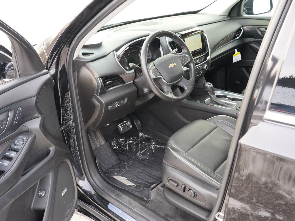 used 2020 Chevrolet Traverse car, priced at $25,863
