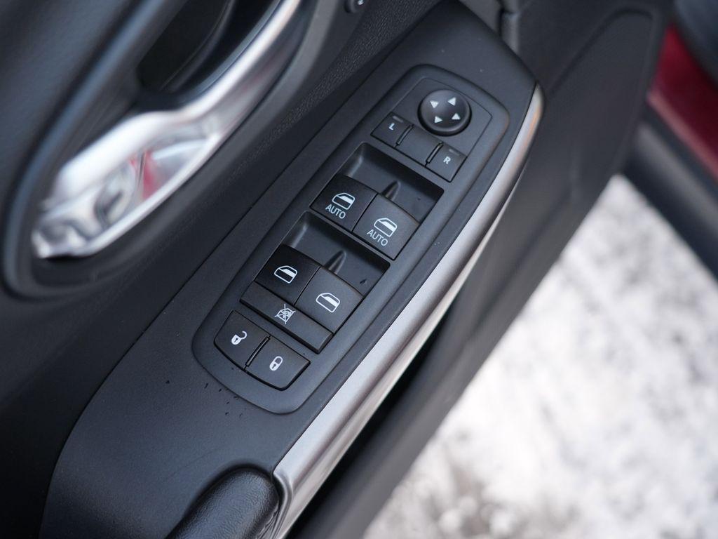 used 2020 Jeep Cherokee car, priced at $17,999