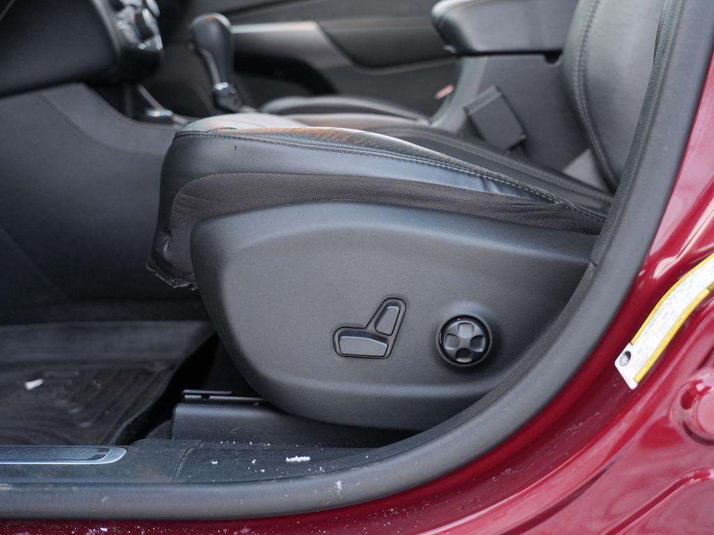 used 2020 Jeep Cherokee car, priced at $17,999