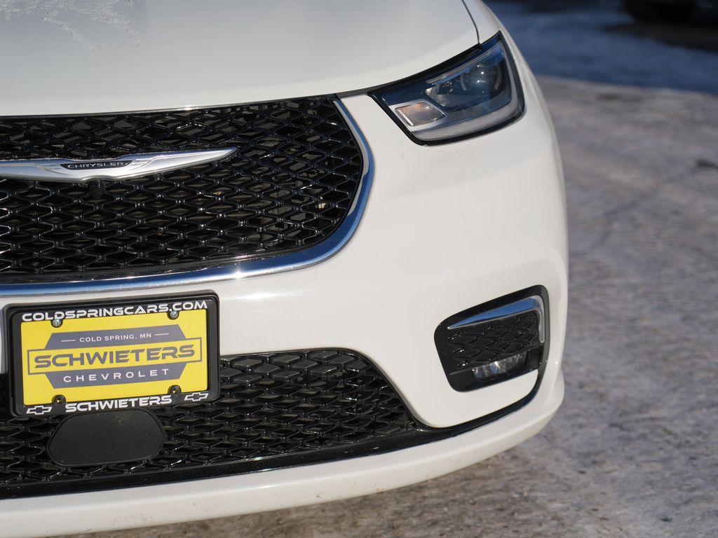 used 2024 Chrysler Pacifica car, priced at $28,999