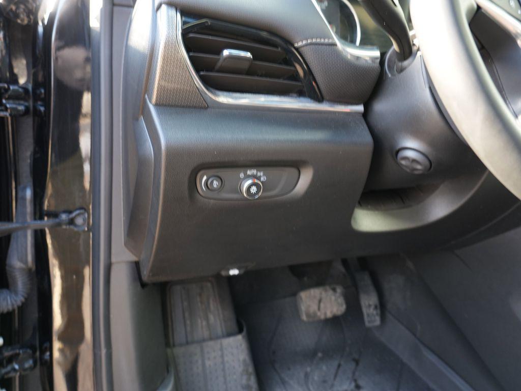 used 2023 Chevrolet Traverse car, priced at $37,450