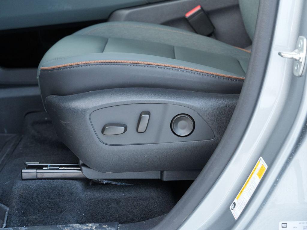 used 2024 GMC Acadia car, priced at $42,999