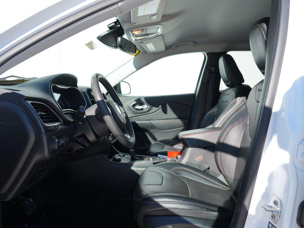 used 2022 Jeep Cherokee car, priced at $24,999