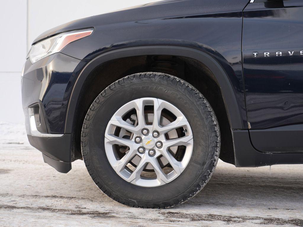 used 2020 Chevrolet Traverse car, priced at $14,442