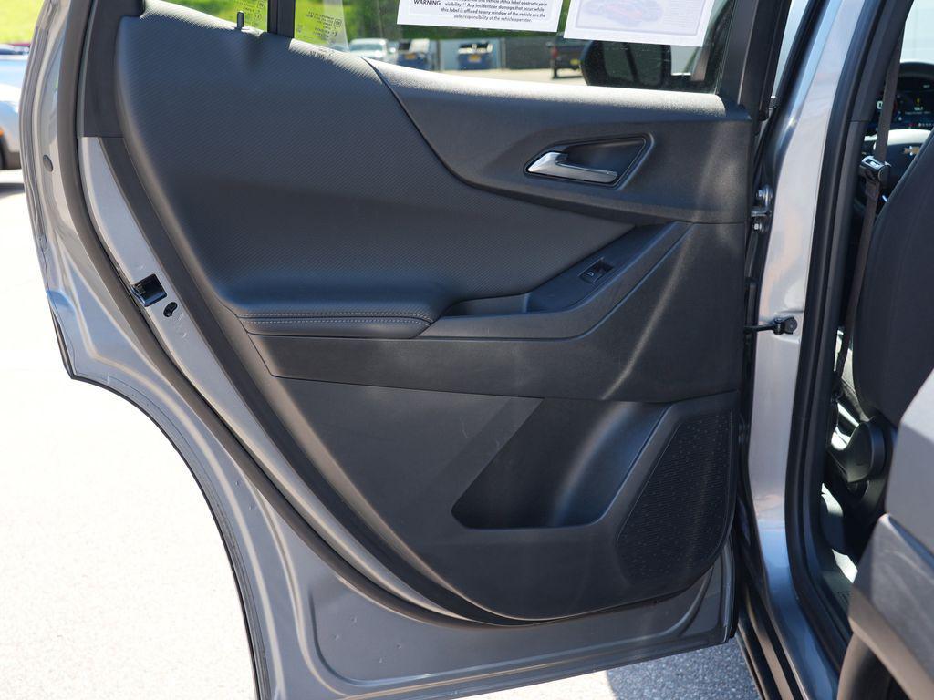used 2025 Chevrolet Equinox car, priced at $26,697