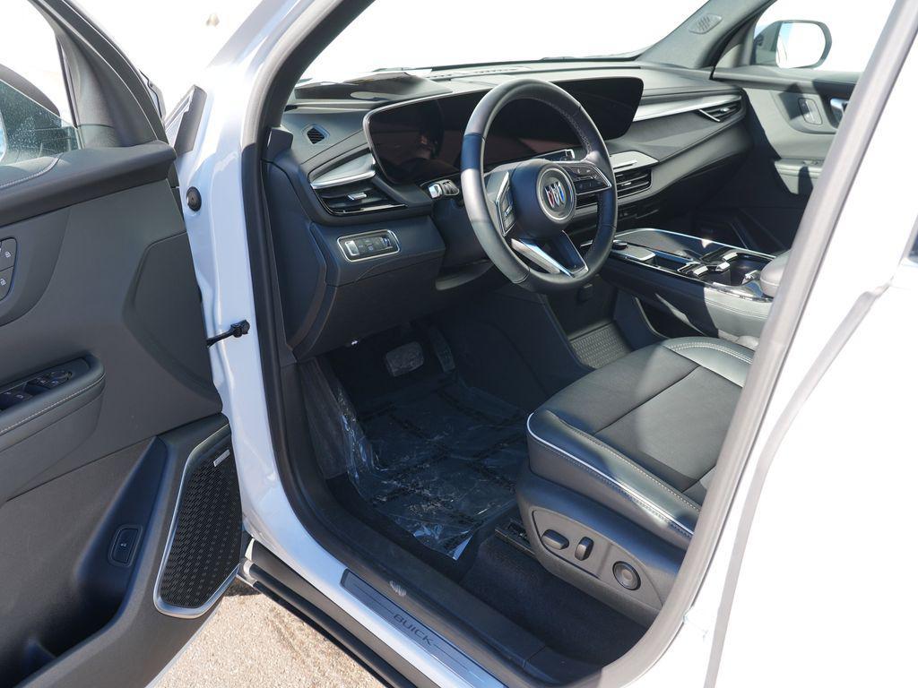 used 2025 Buick Enclave car, priced at $35,877