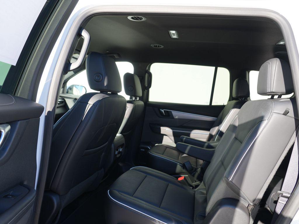 used 2025 Buick Enclave car, priced at $35,877