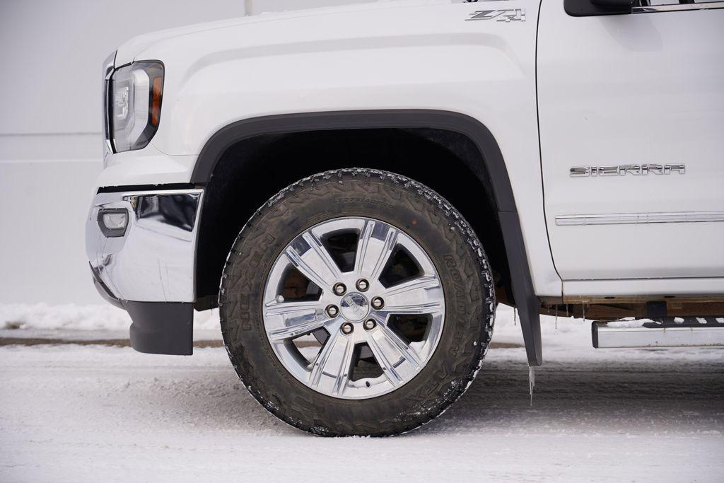 used 2017 GMC Sierra 1500 car, priced at $24,283
