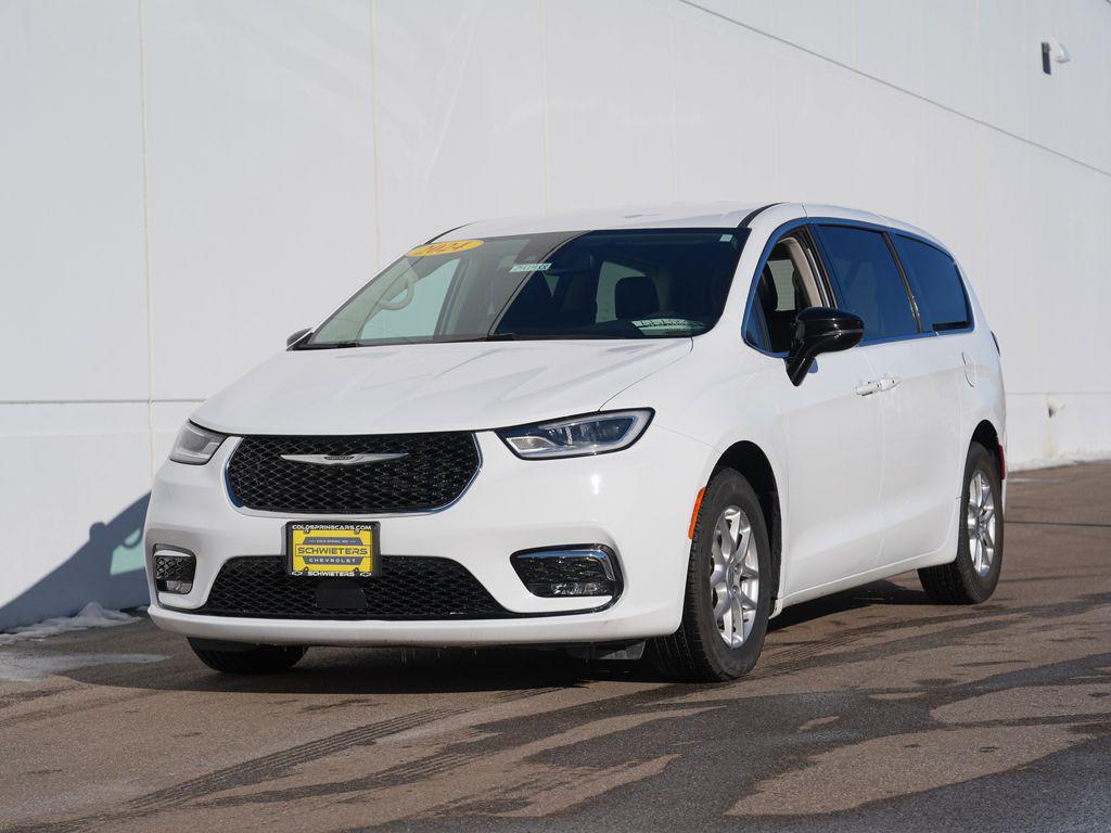 used 2024 Chrysler Pacifica car, priced at $28,999