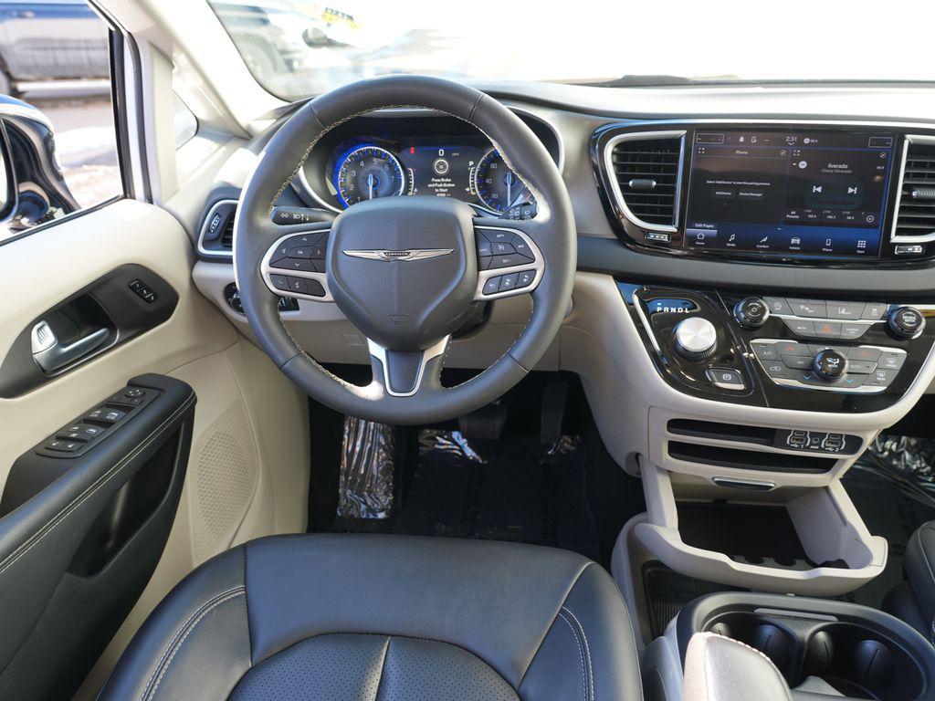 used 2024 Chrysler Pacifica car, priced at $28,999