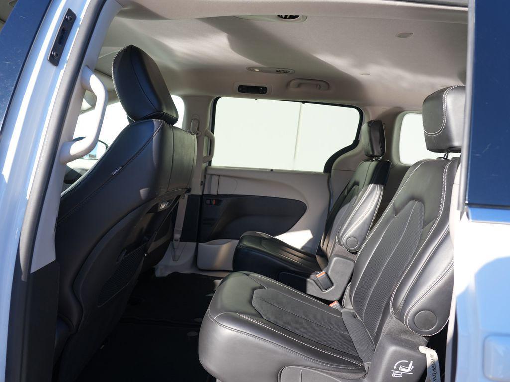 used 2024 Chrysler Pacifica car, priced at $28,999