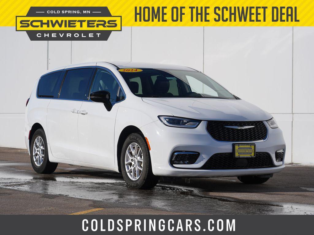 used 2024 Chrysler Pacifica car, priced at $28,999