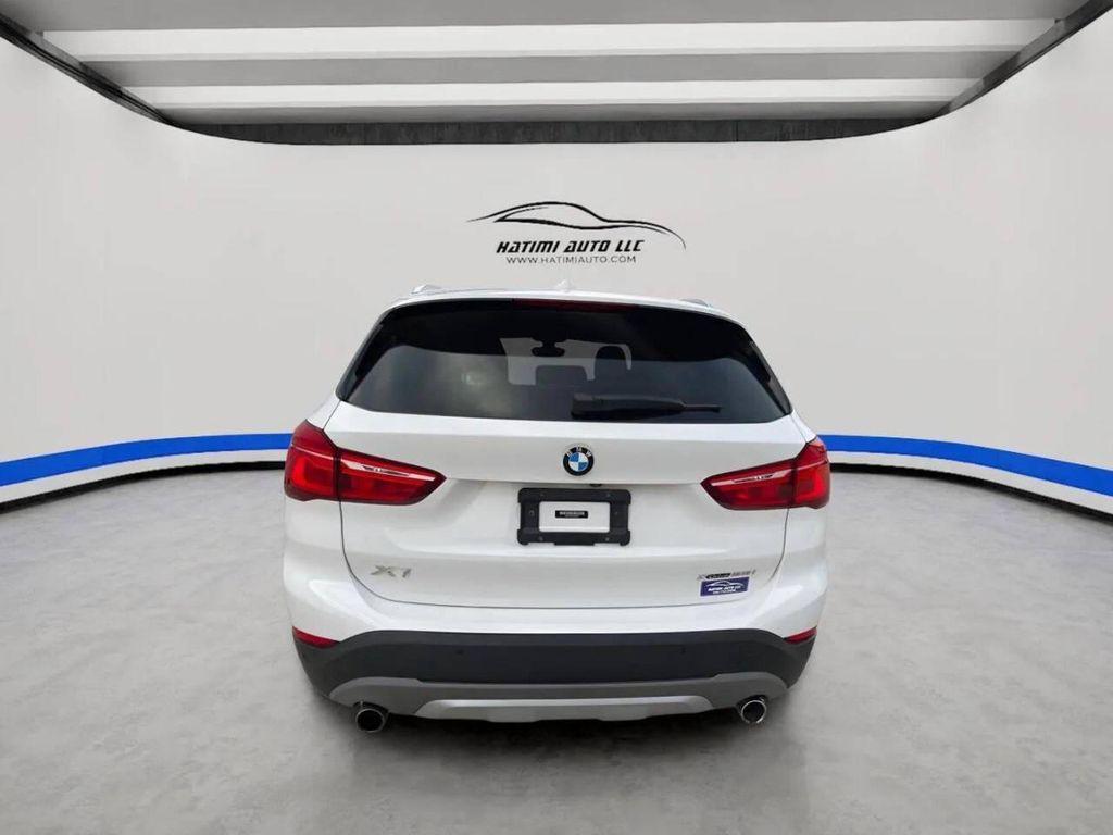BMW X1 view 4