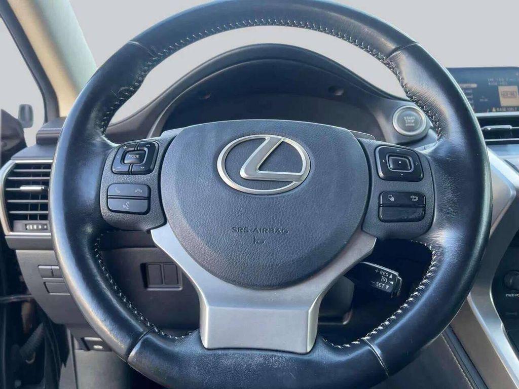 Lexus NX view 30