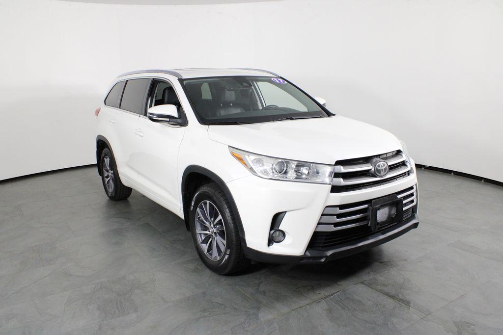 used 2017 Toyota Highlander car, priced at $19,017