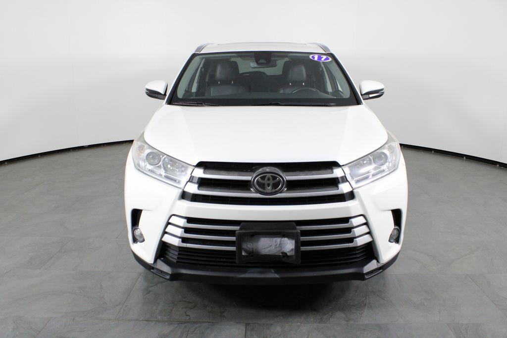 used 2017 Toyota Highlander car, priced at $19,017