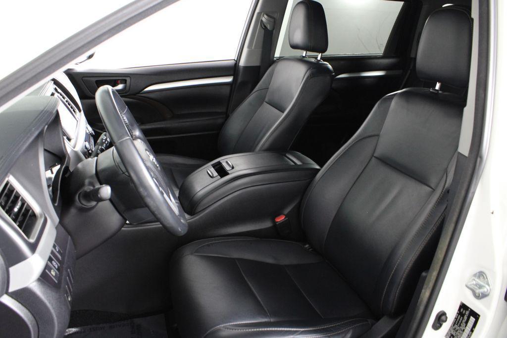 used 2017 Toyota Highlander car, priced at $19,017