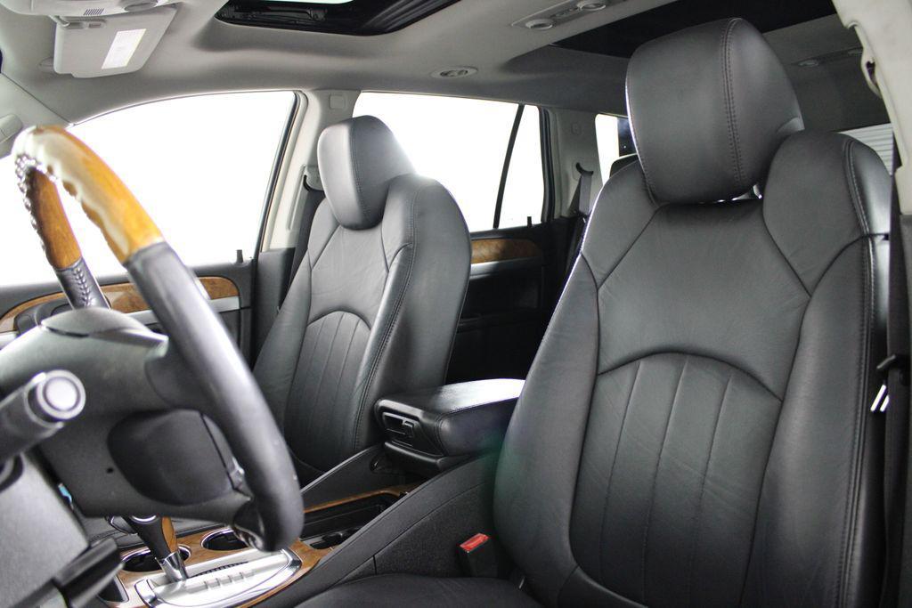 used 2010 Buick Enclave car, priced at $7,265