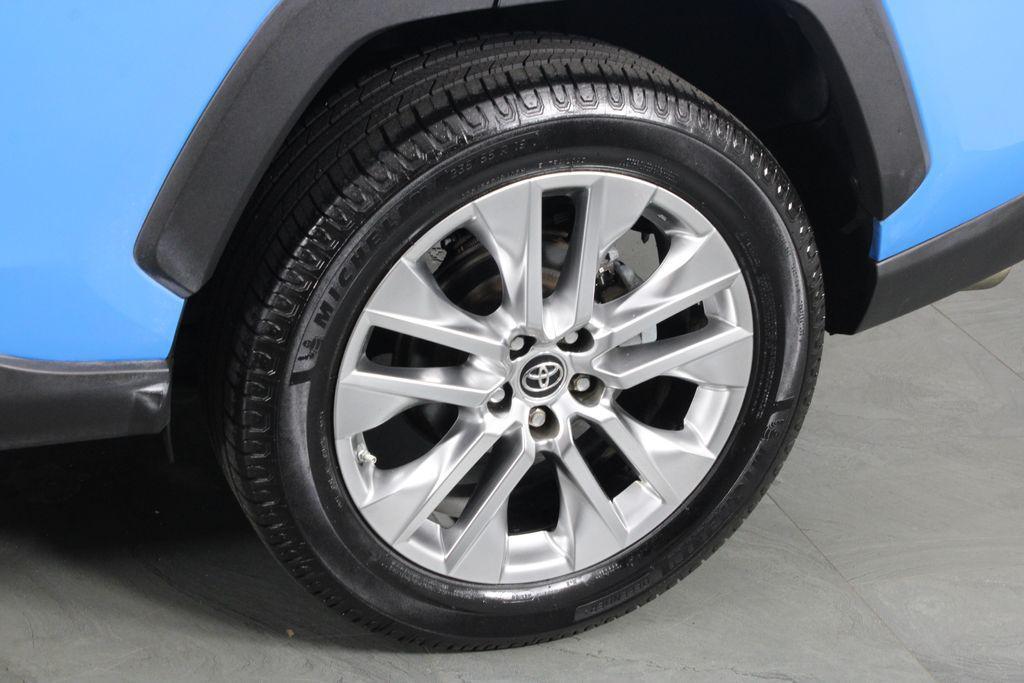 used 2019 Toyota RAV4 car, priced at $20,484
