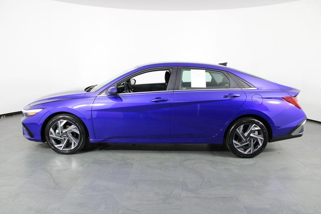used 2025 Hyundai Elantra car, priced at $21,557