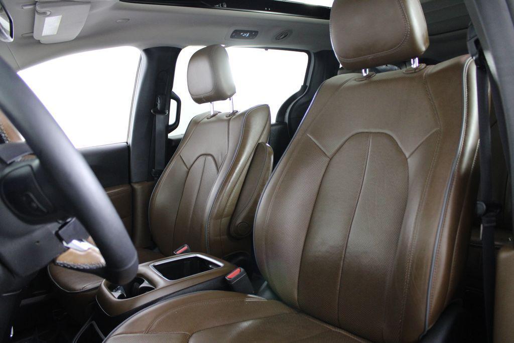 used 2017 Chrysler Pacifica car, priced at $15,787