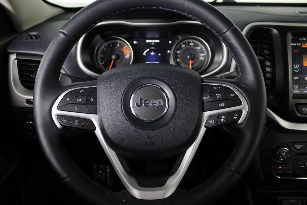 used 2016 Jeep Cherokee car, priced at $12,111