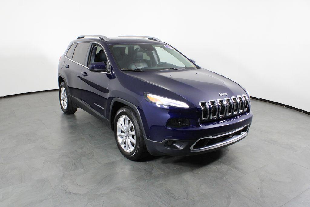 used 2016 Jeep Cherokee car, priced at $12,111