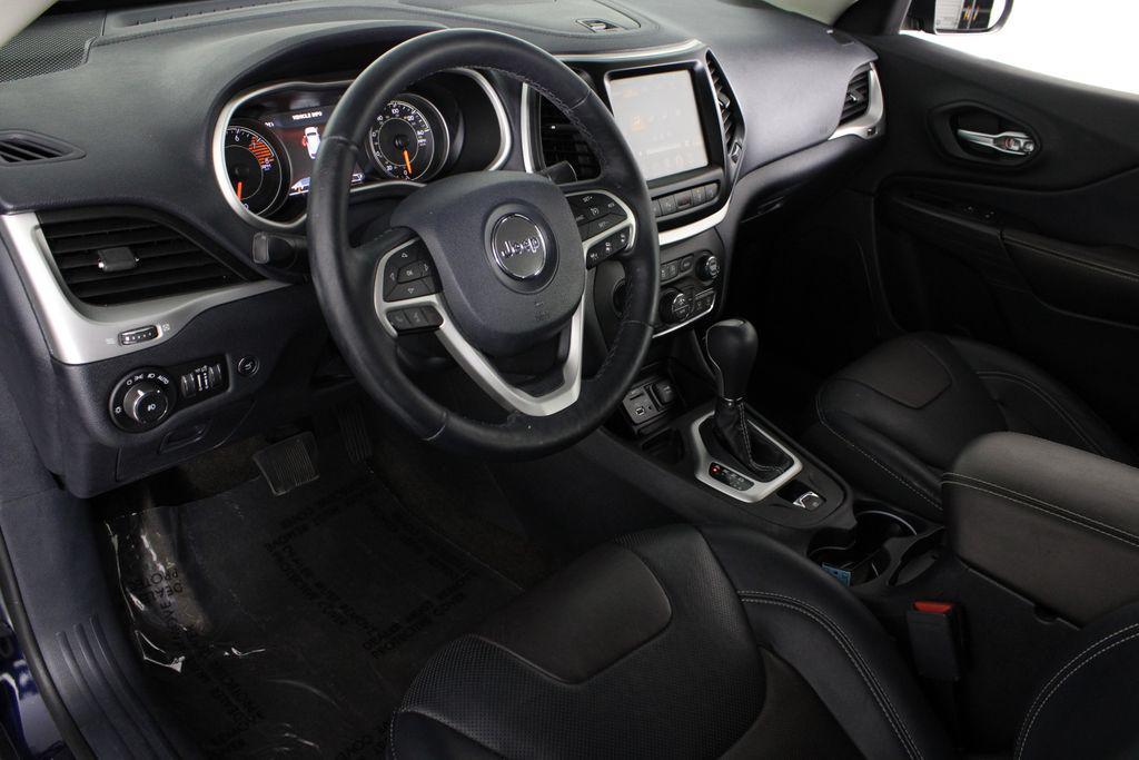 used 2016 Jeep Cherokee car, priced at $12,111