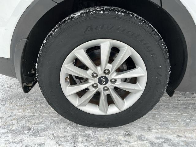 used 2019 Kia Sorento car, priced at $11,230