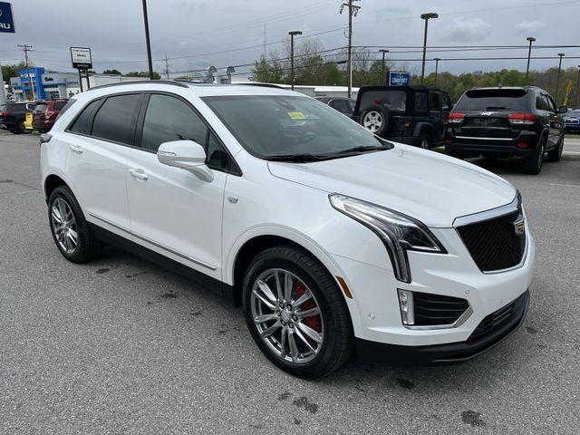 new 2026 Cadillac XT5 car, priced at $67,989