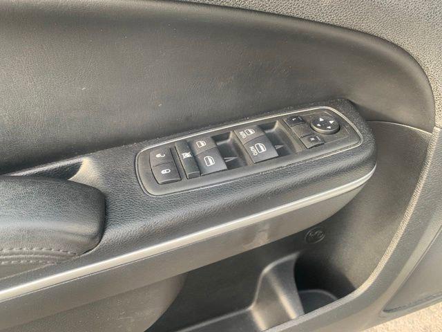 used 2020 Chrysler 300 car, priced at $22,984