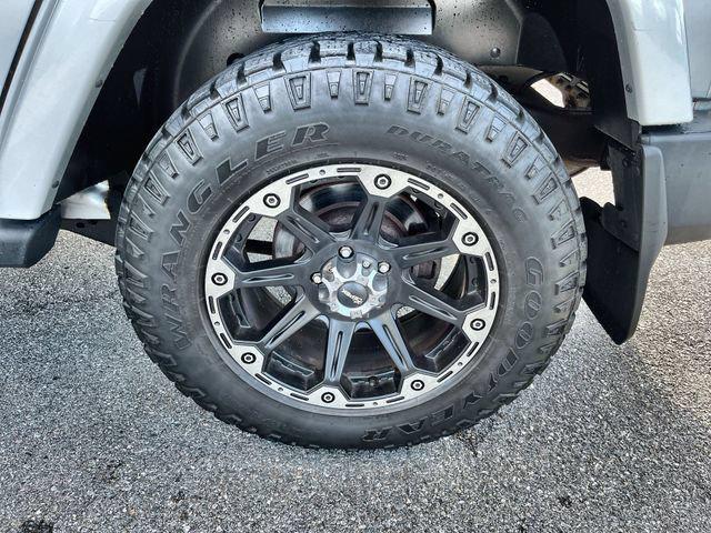 used 2011 Jeep Wrangler Unlimited car, priced at $15,778