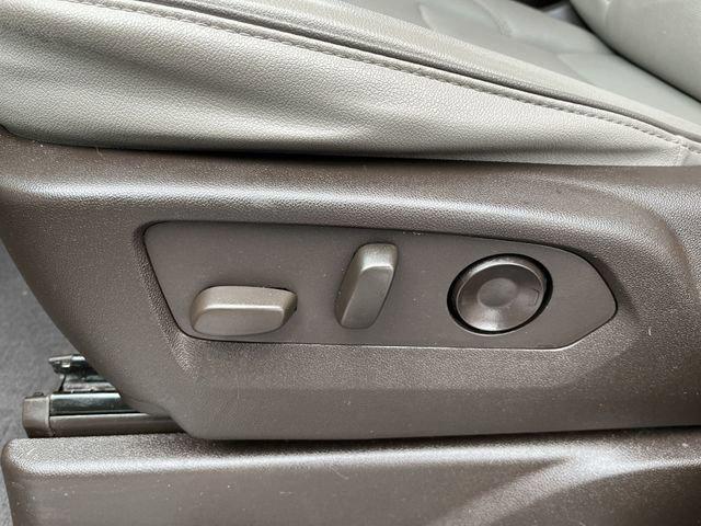 used 2022 GMC Yukon car, priced at $51,193