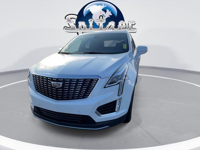 used 2025 Cadillac XT5 car, priced at $40,994