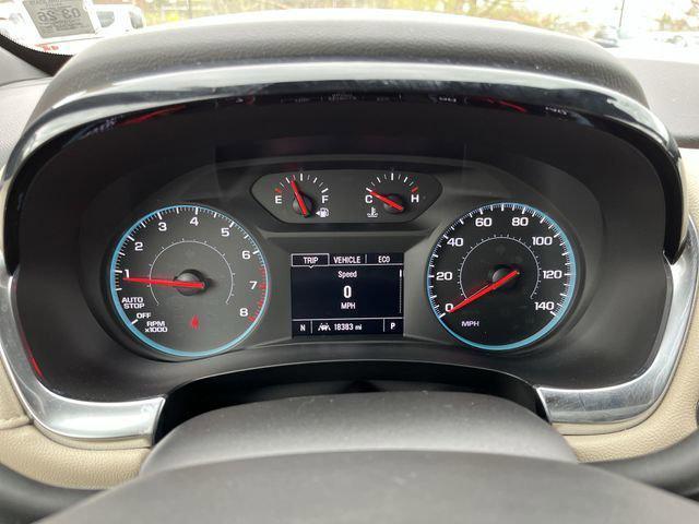 used 2024 Chevrolet Traverse car, priced at $32,483