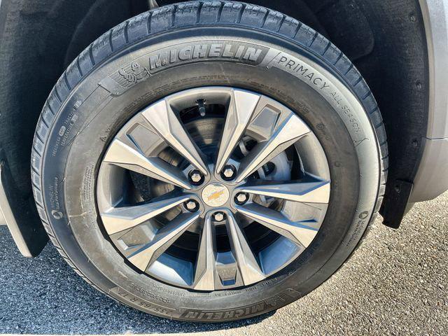 new 2026 Chevrolet Equinox car, priced at $34,047